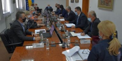 Utvrđen prijedlog Strategije prema mladima u TK Utvrđen prijedlog Strategije prema mladima u TK