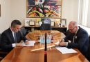 Ministar Dizdar i gradonačelnik Lugavić: Potpisan ugovor o donaciji 30.000 KM za sanaciju Doma kulture u MZ Požarnica