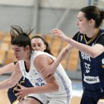 Mirno okupljanje „Žene Srebrenice“ na Trgu slobode u Tuzli