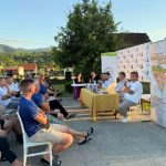 Riverijada u Tuzli: Poezija, muzika i prijatelji u bašti Jazz Caffea