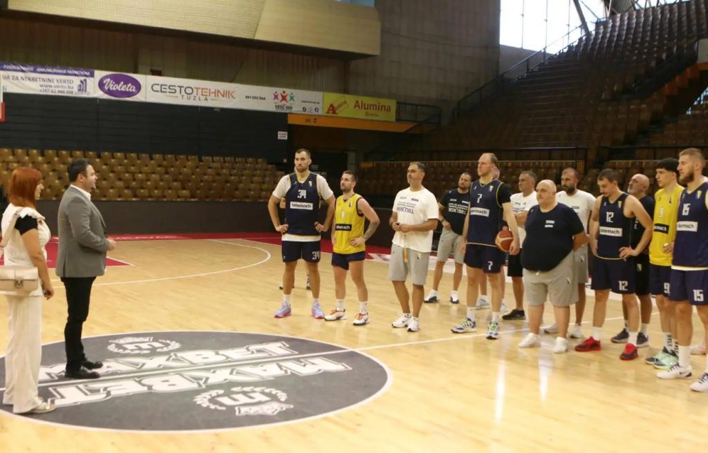 Vlada TK nastavila podršku reprezentativnim selekcijama koje nastupaju u Tuzli Vlada TK nastavila podršku reprezentativnim selekcijama koje nastupaju u Tuzli